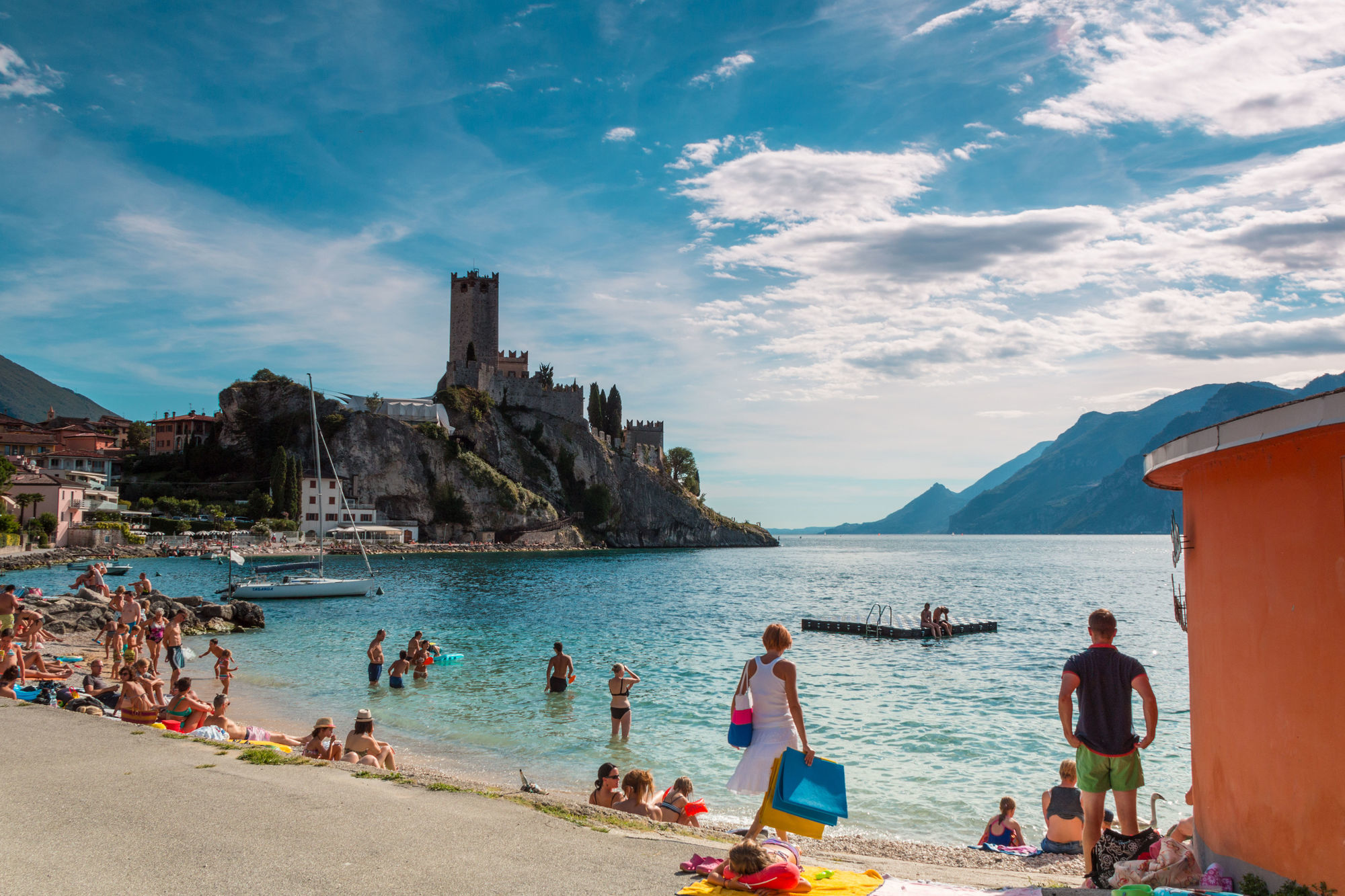 Hotel Dolomiti Malcesine Instalações foto